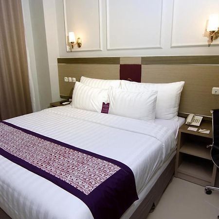Horison Inn Alaska Semarang Buitenkant foto