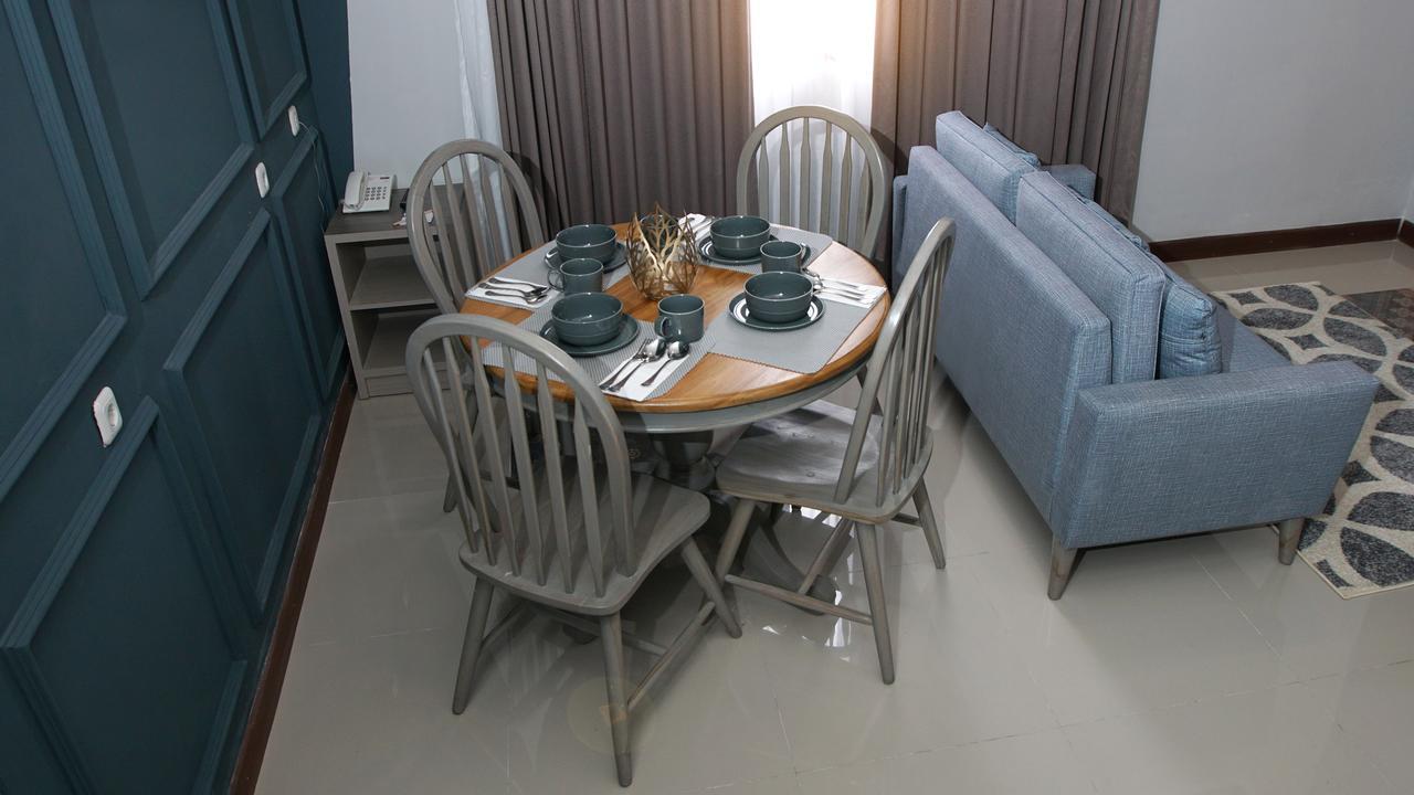 Horison Inn Alaska Semarang Buitenkant foto