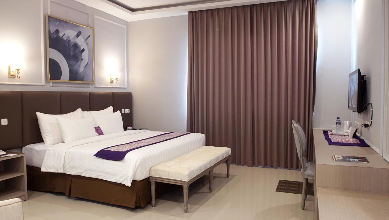 Horison Inn Alaska Semarang Buitenkant foto