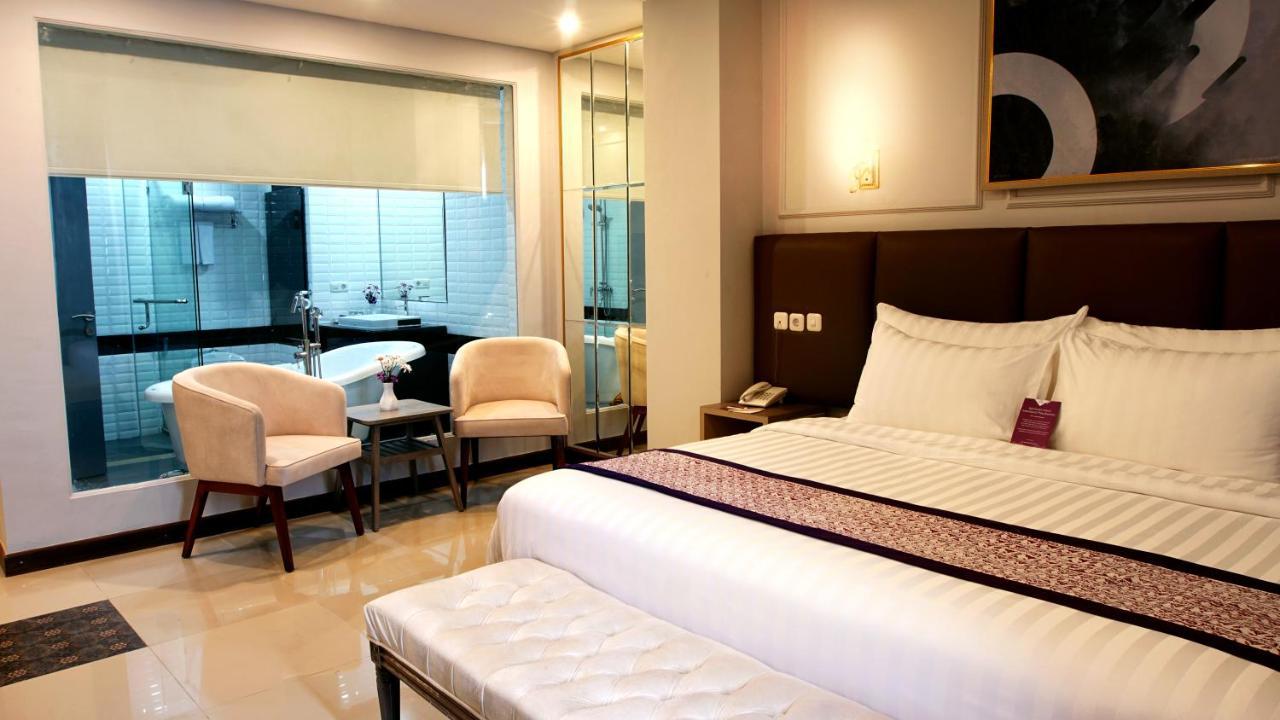 Horison Inn Alaska Semarang Buitenkant foto